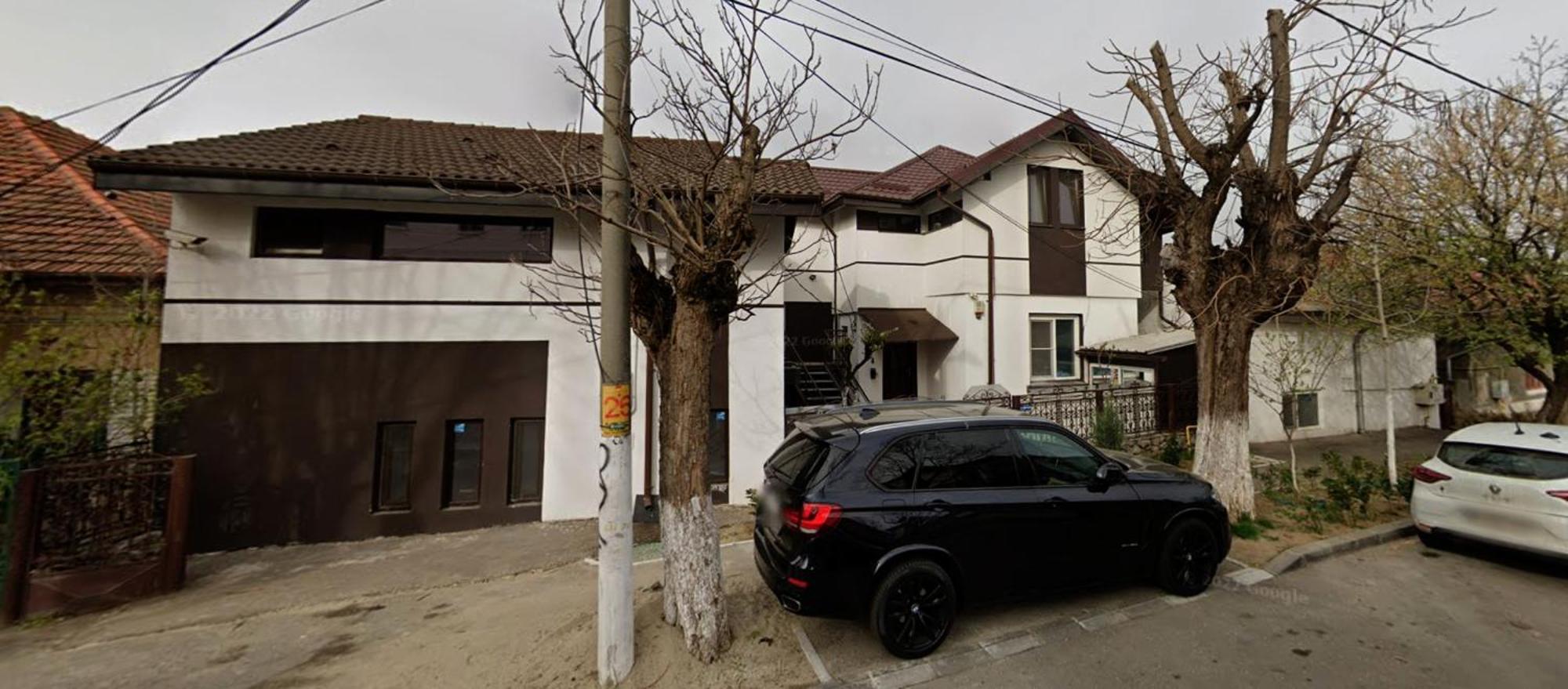 The Bridge - Central Studio With Free Parking Craiova Ngoại thất bức ảnh